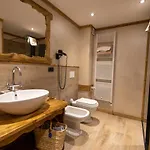 Hotel Bucaneve