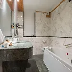 ブカネーヴェ ホテル 4*