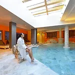 ホテル ブカネーヴェ
