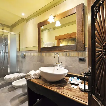 Hotel Bucaneve 4*