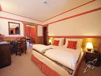 Bucaneve Hotel